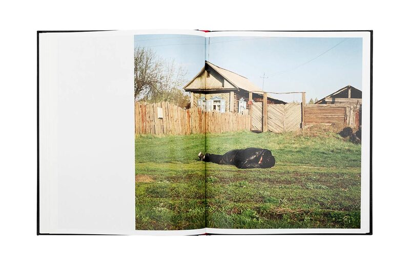 The Unknown - Russia 2003 - Rob Hornstra | moom bookshop - art