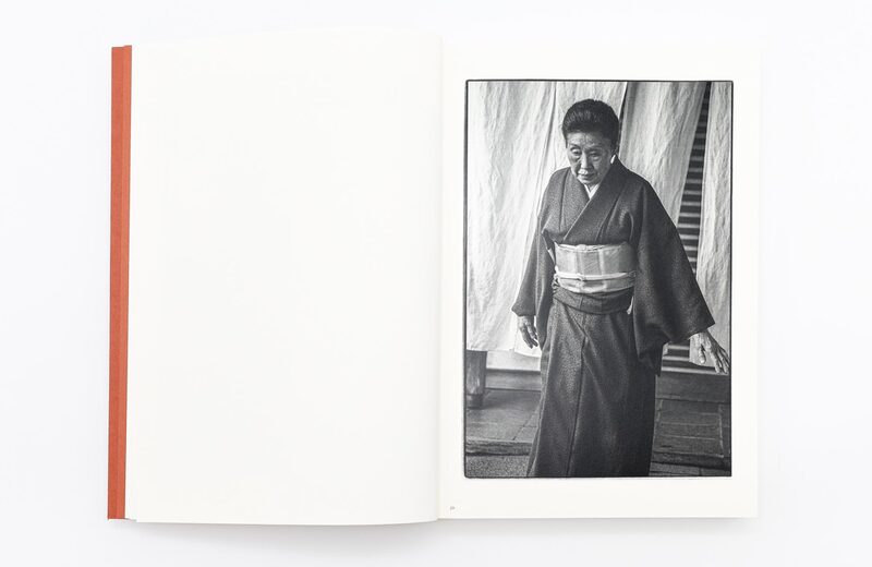 Threads of Beauty 1995–2025 - 高木由利子 | moom bookshop - 藝術