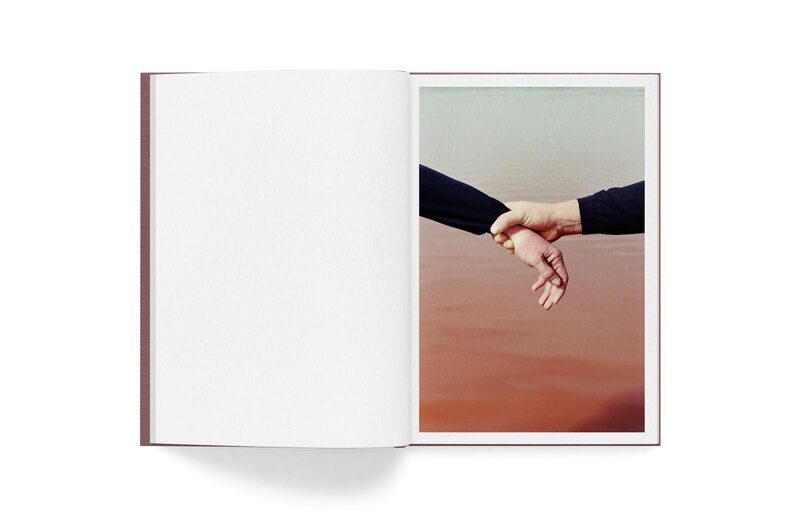 Agua - Denisse Ariana Pérez | moom bookshop - art books and magazines