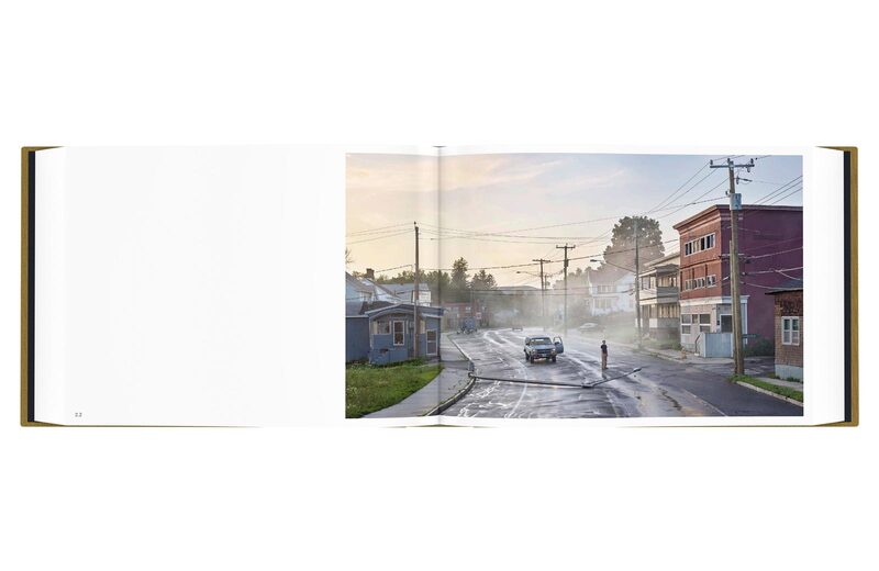 Gregory Crewdson: Alone Street - Gregory Crewdson | moom bookshop