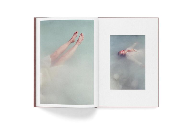 Agua - Denisse Ariana Pérez | moom bookshop - art books and magazines