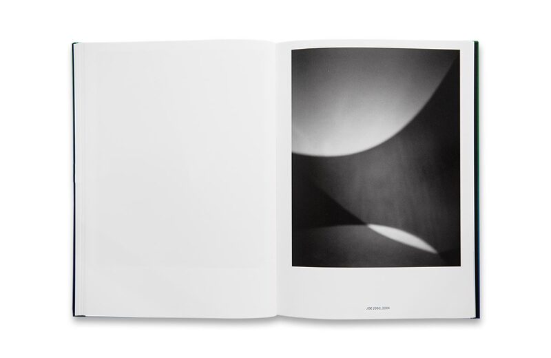 Hiroshi Sugimoto: Taking Up the Melody - Hiroshi Sugimoto | moom