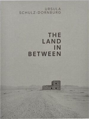 The Land in Between (German Edition) (9781912339150)