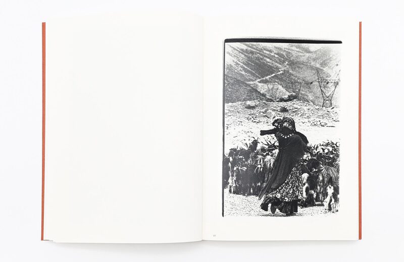 Threads of Beauty 1995–2025 - 高木由利子 | moom bookshop - 藝術