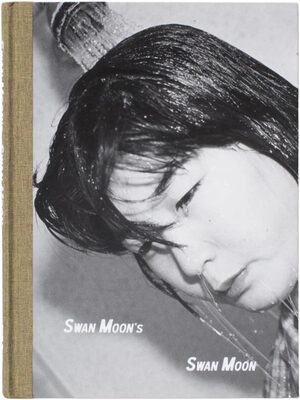 Swan Moons Swan Moon (9781942953784)