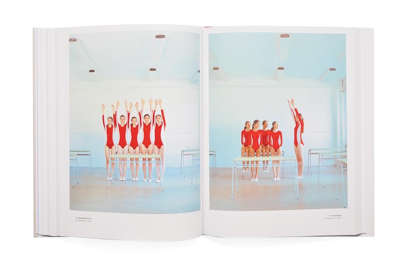 Futuro Retro - Maria Svarbova | moom bookshop - photobooks