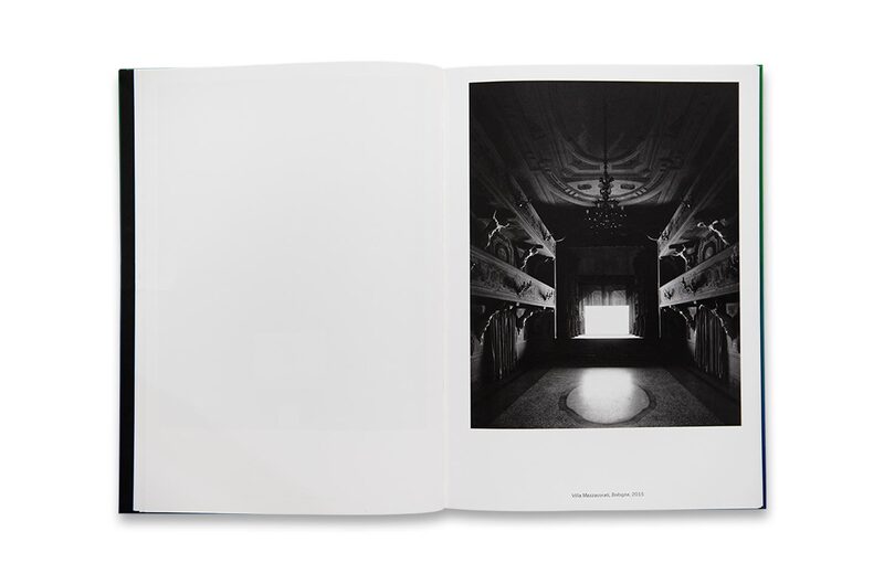 Hiroshi Sugimoto: Taking Up the Melody - Hiroshi Sugimoto | moom