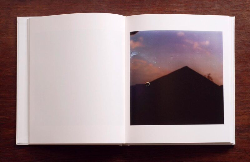 鏡と心中 - 秦雅則 | moom bookshop - 藝術書籍與雜誌