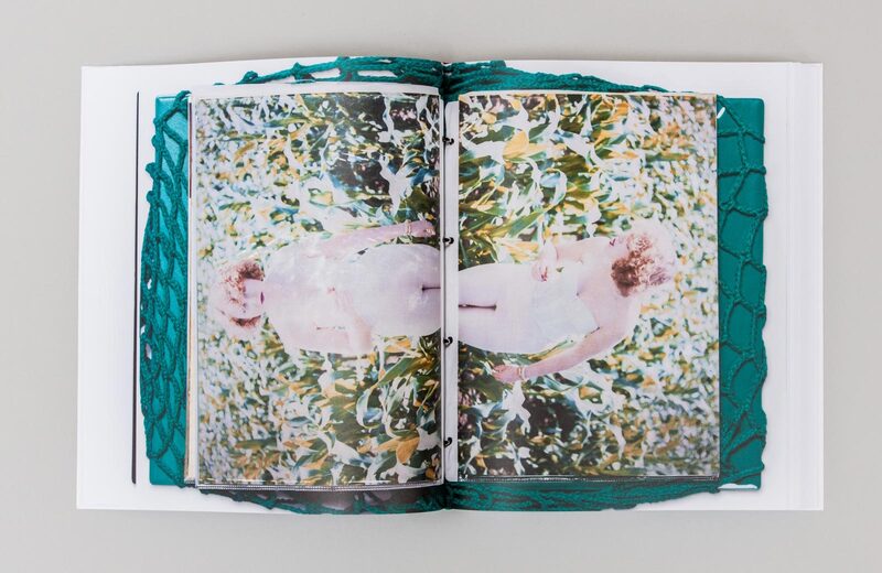 Scrapbooks 1969-1985 - Walter Pfeiffer | moom bookshop - 藝術書籍