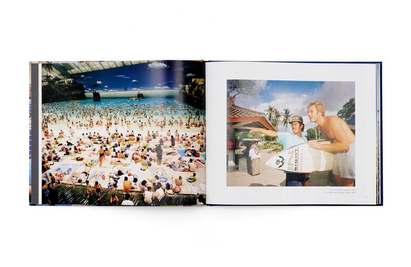 Small World (New Revised Edition) - Martin Parr | moom bookshop