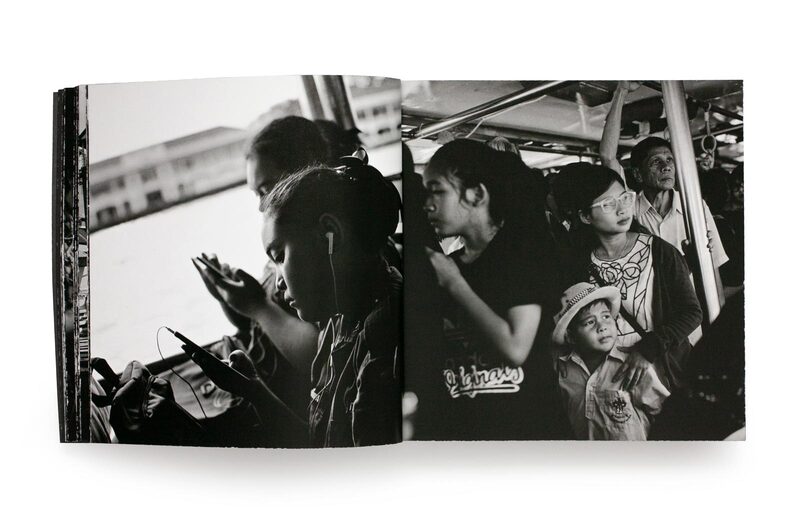 空火照の街- 百々俊二| moom bookshop - 攝影書與雜誌