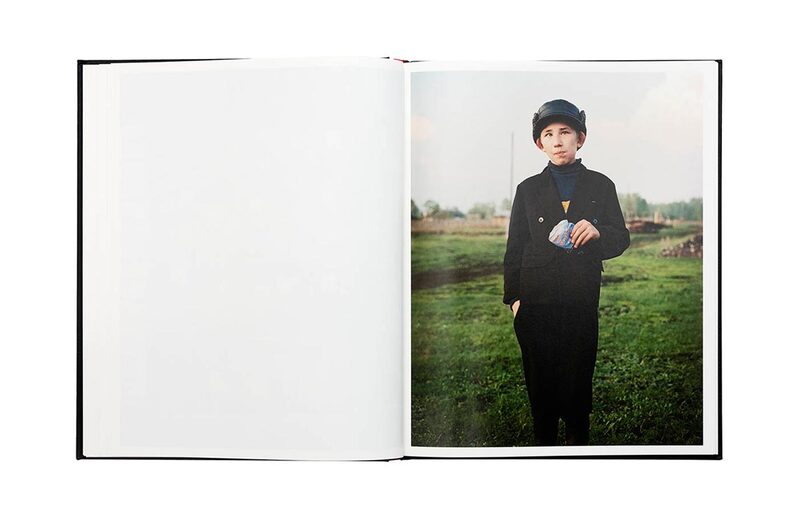 The Unknown - Russia 2003 - Rob Hornstra | moom bookshop - art