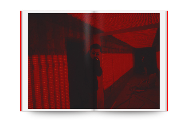 Wing Shya, Solace 夏永康，撫慰- 夏永康| moom bookshop - 藝術書籍與雜誌