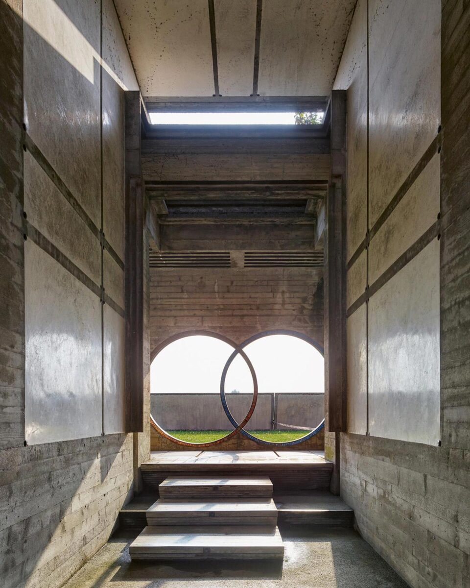 CARLO SCARPA 建築の詩人 建築の詩人 カルロ・スカルパ CARLO SCARPA - 古本買取販売 ハモニカ古