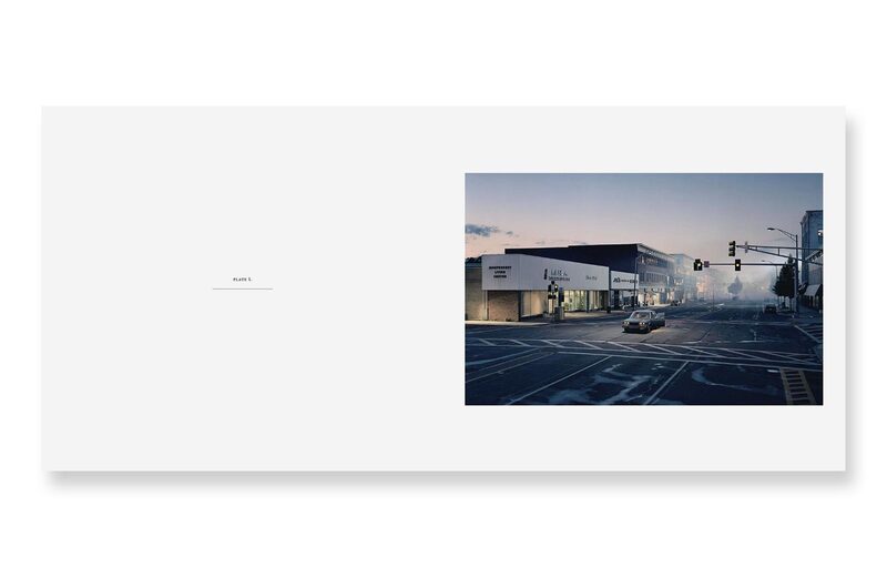 Gregory Crewdson - Gregory Crewdson | moom bookshop - art books