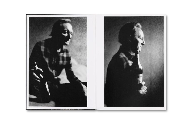 2000年発行美品Richard Bilinghamアート新聞 Agnès b. Ray's a Laugh - Richard Billingham | moom bookshop - art books and