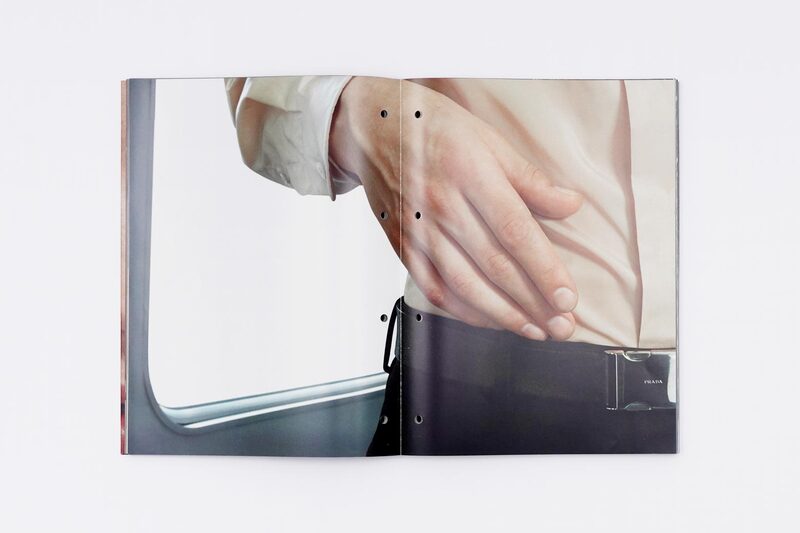希少 サイン入り 写真集 PRADA ARCHIVE 1998‒2002 希少 サイン入り 写真集 PRADA ARCHIVE 1998‒2002 Prada Archive