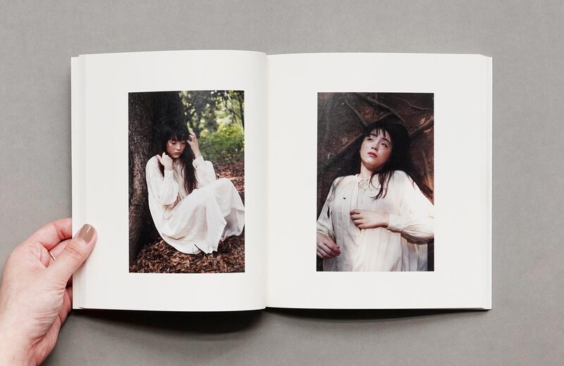 モトーラ世理奈沢渡朔- 沢渡朔、モトーラ世理奈| moom bookshop - 藝術