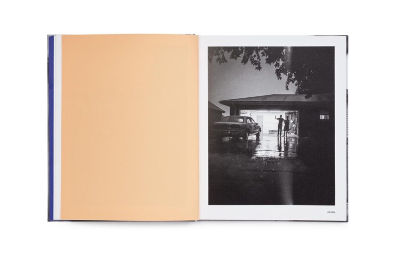 Leaving and Waving - Deanna Dikeman | moom bookshop - art books