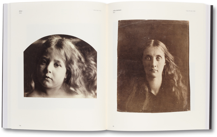 Julia Margaret Cameron: Photographs to electrify you with delight and  startle the world - Julia Margaret Cameron、Marta Weiss | moom bookshop -  攝影書與雜誌