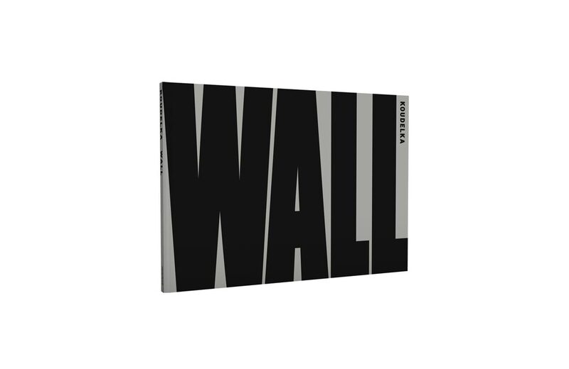 Wall (English Edition) - Josef Koudelka | moom bookshop - art