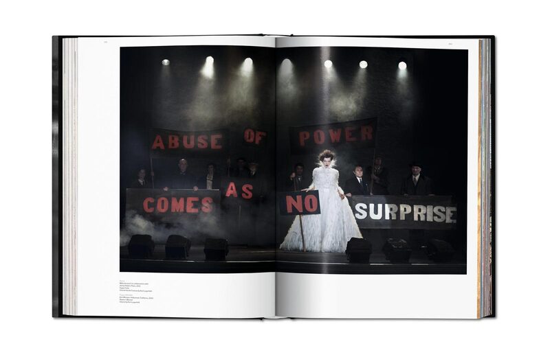 洋書 Peter Lindbergh On Fashion Photography lindbergh_fashion_40_int_open0