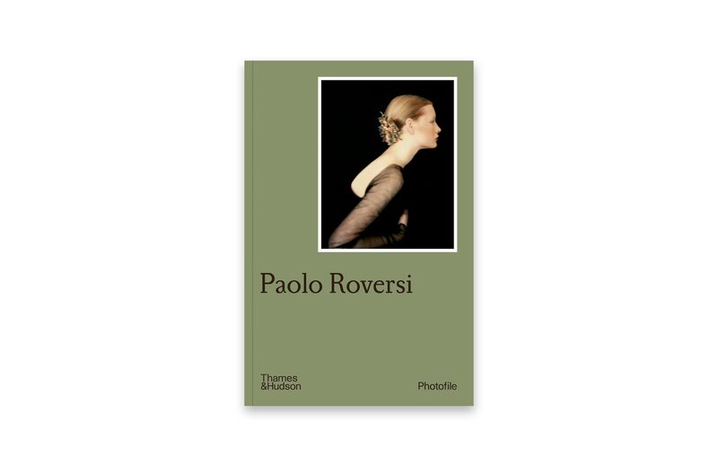 Studio / Paolo Roversi 写真集(2008年初版) Paolo Roversi: STUDIO, Steidl, 2008 | Bookshop Le Plac'Art Photo