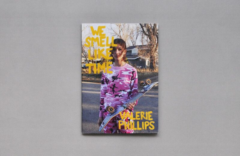 入手困難｜WE SMELL LIKE TIME VALERIE PHILLIPS We Smell Like Time - Valerie Phillips | moom bookshop - art books