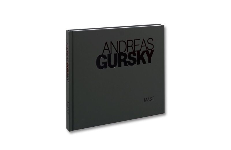 ANDREAS GURSKY 写真集 Visual Spaces of Today - Andreas Gursky | moom bookshop