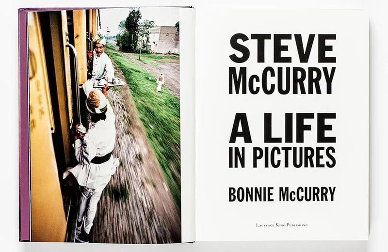 スティーブ・マッカリー A Life in Pictures (洋書) Steve McCurry: A Life in Pictures - Steve McCurry | moom bookshop