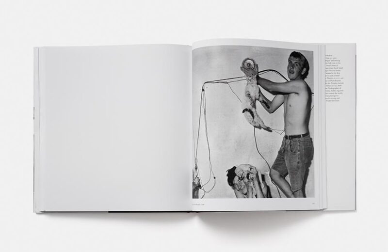 Outland - Roger Ballen | moom bookshop - 藝術書籍與雜誌