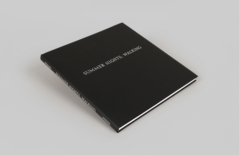 Summer Nights, Walking - Robert Adams | moom bookshop - 藝術書籍與雜誌