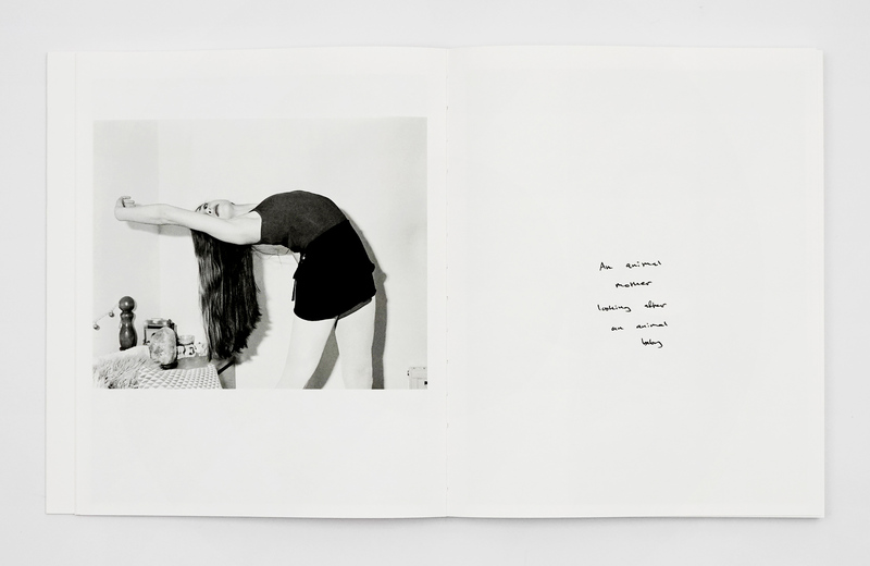 Murmurings of the Skin - Olivia Arthur | moom bookshop - 藝術書籍與雜誌