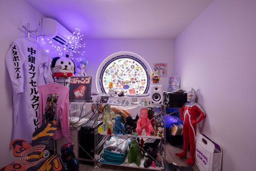 膠囊內部成為大家發揮創意設計的地方