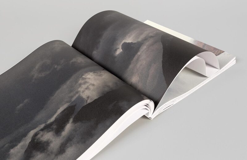 Light - Michel Comte | moom bookshop - 攝影書與雜誌