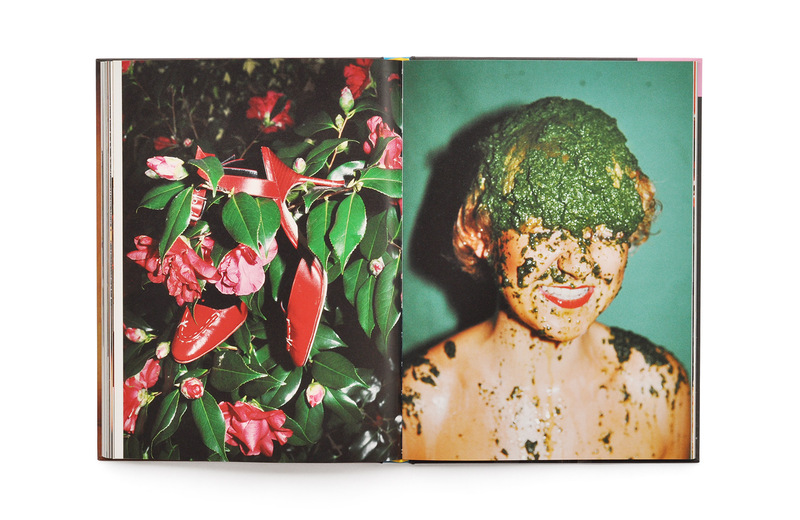 Cherchez la femme! - Walter Pfeiffer | moom bookshop - art books