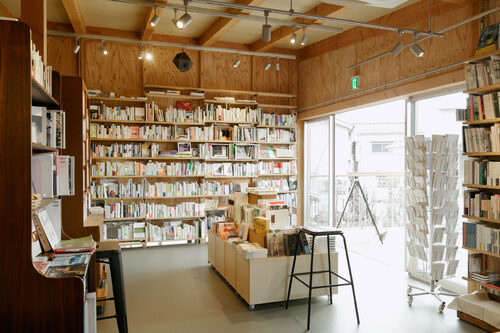 本屋 B&B