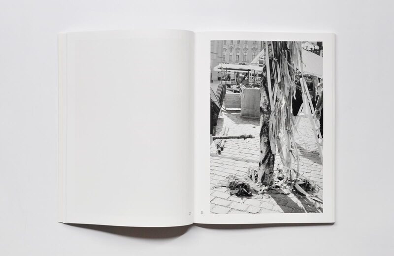 Máj/My - Stephanie Kiwitt | moom bookshop - 藝術書籍與雜誌