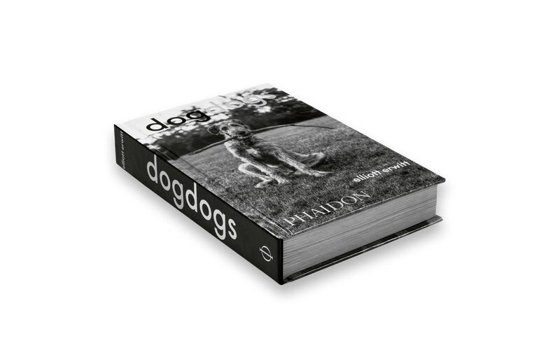 DogDogs - Elliott Erwitt | moom bookshop - 藝術書籍與雜誌