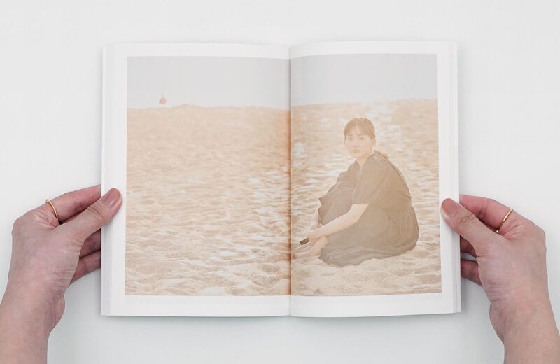 ハルカノイセカイ 03 - 新津保建秀、綾瀬はるか | moom bookshop