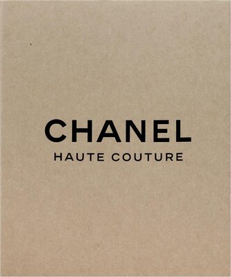Chanel Haute Couture (9781915743893)
